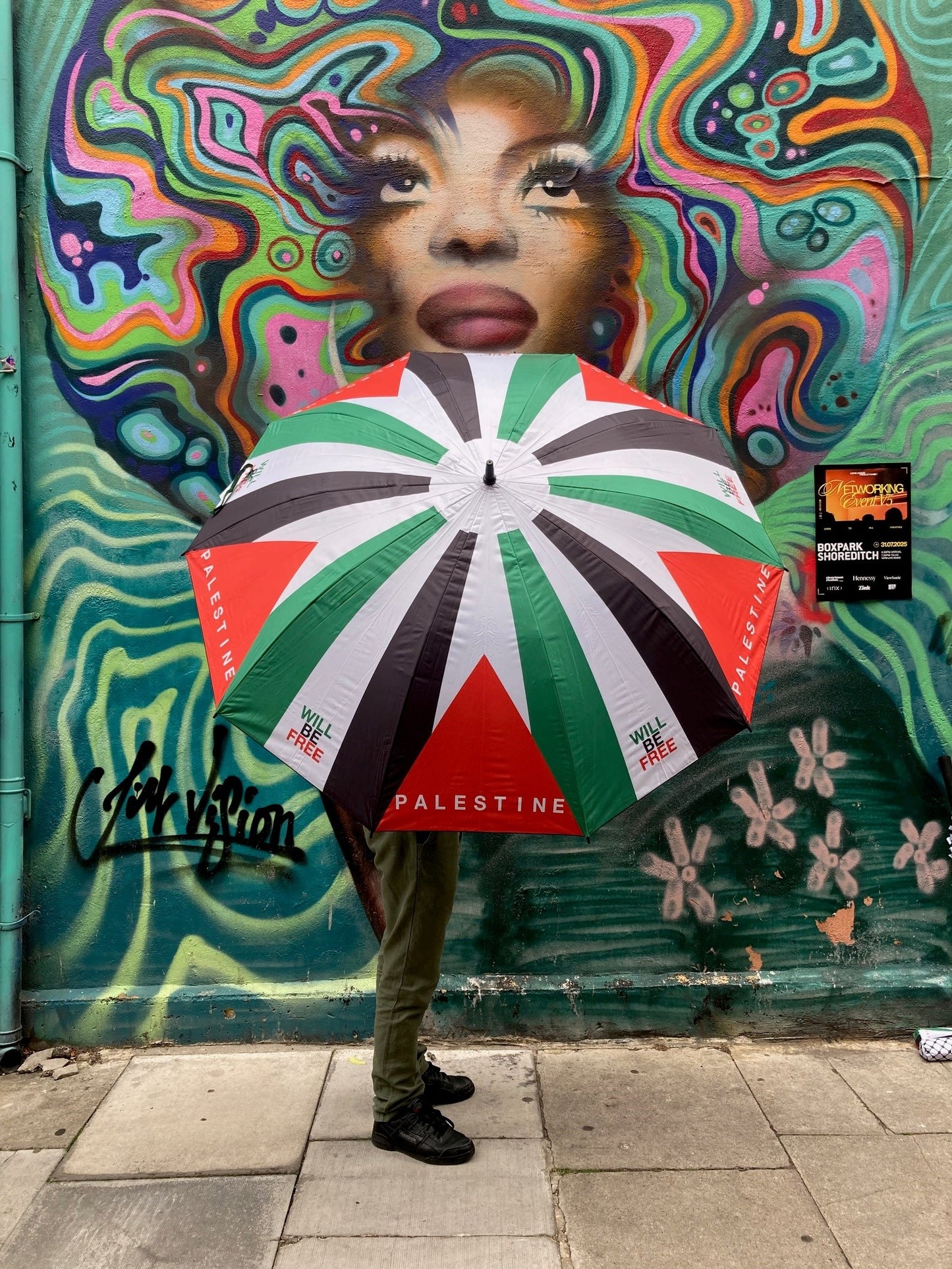 Umbrella 'Palestine Will Be Free'